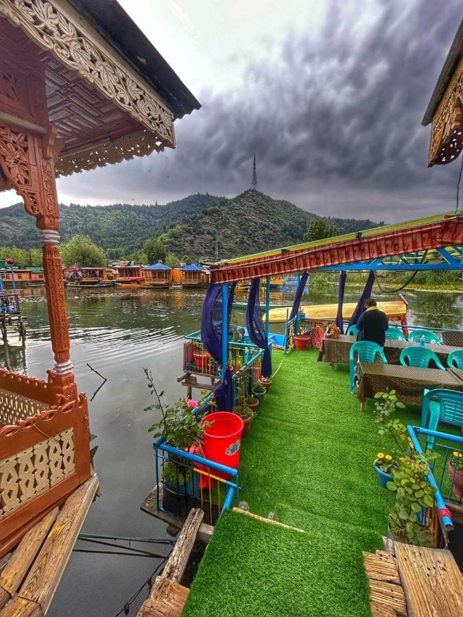 Heritage Shreen Houseboat Srīnagar Zewnętrze zdjęcie